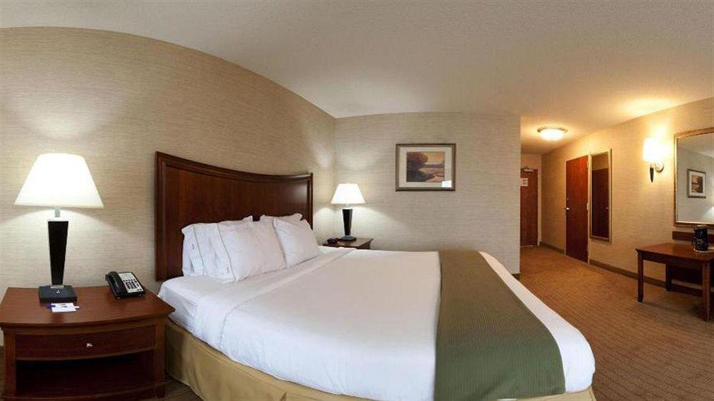 Holiday Inn Express Hotel & Suites Urbana-Champaign-U Of I Area By Ihg Luaran gambar