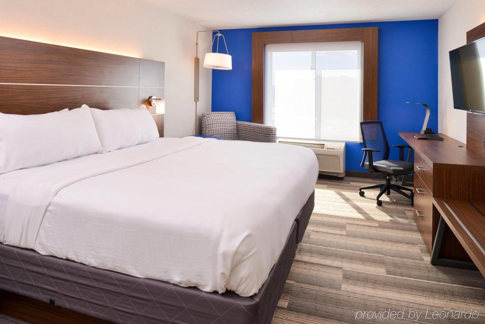 Holiday Inn Express Hotel & Suites Urbana-Champaign-U Of I Area By Ihg Luaran gambar