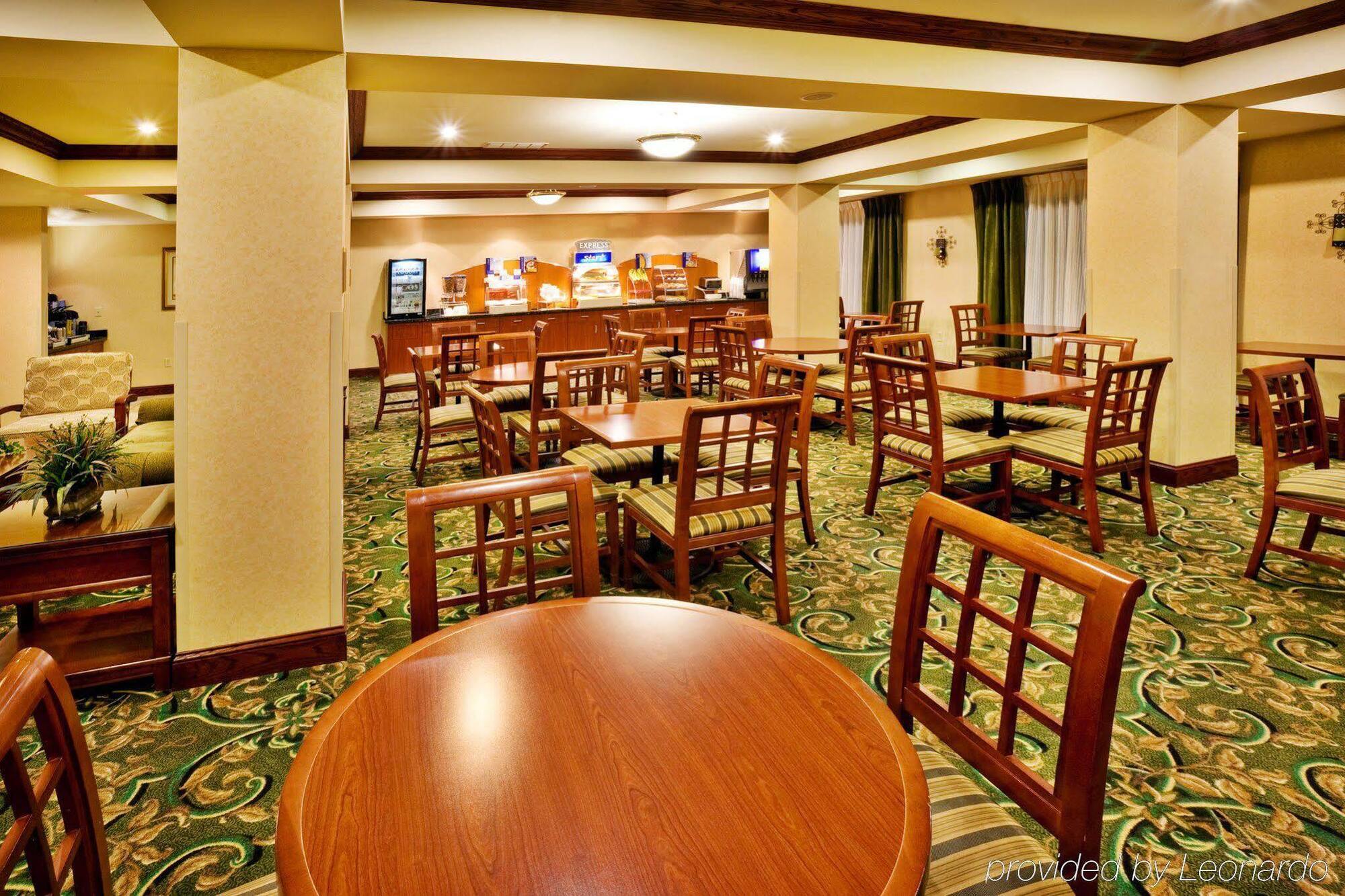 Holiday Inn Express Hotel & Suites Urbana-Champaign-U Of I Area By Ihg Luaran gambar