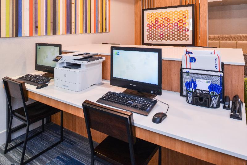 Holiday Inn Express Hotel & Suites Urbana-Champaign-U Of I Area By Ihg Luaran gambar